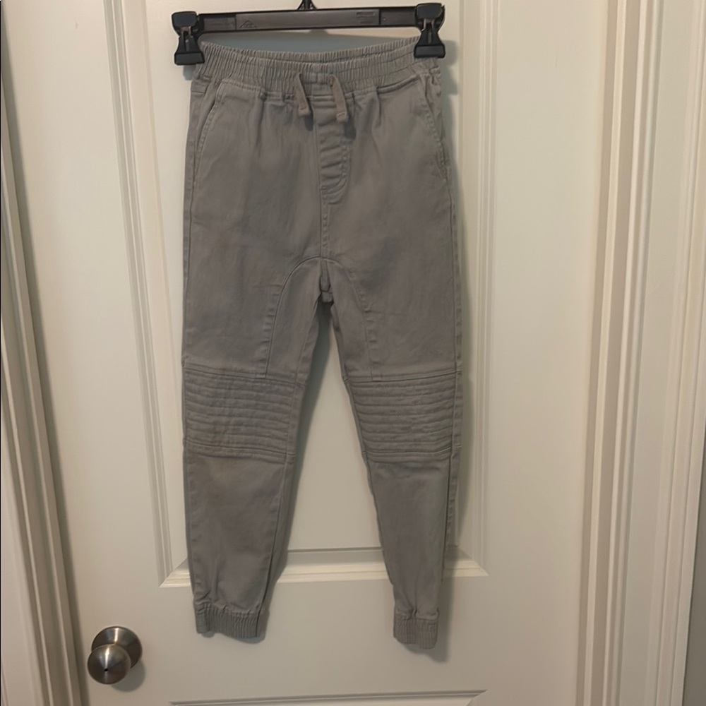 Boys Size 7 Gray Jogger Pants